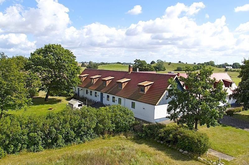 Tryde 1303 B&B Pa Oesterlen Tomelilla Buitenkant foto