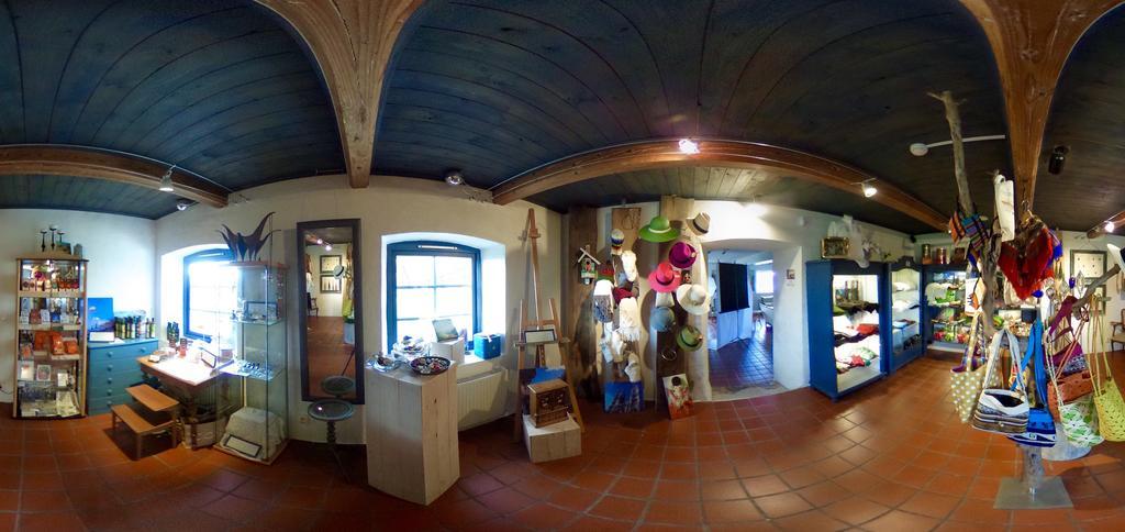 Tryde 1303 B&B Pa Oesterlen Tomelilla Buitenkant foto