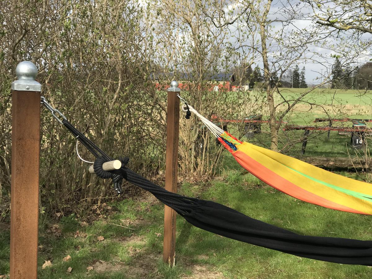 Tryde 1303 B&B Pa Oesterlen Tomelilla Buitenkant foto